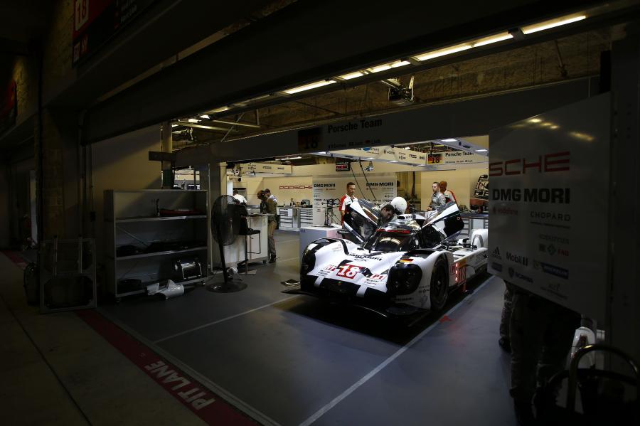  Porsche 919 Hybrid 2015 года  (фото 263 из 481)